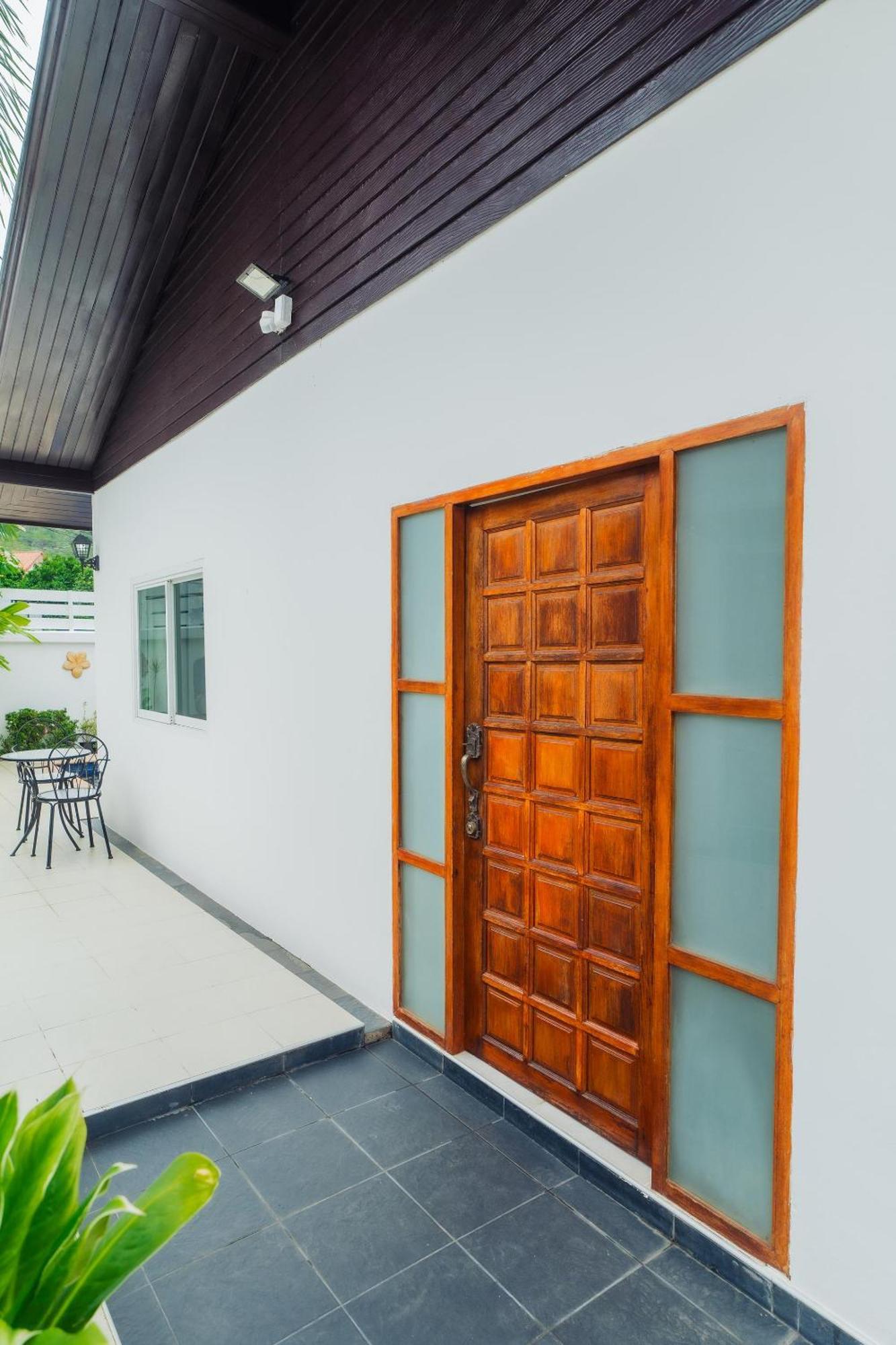 Jasmine Pool Villa In Nai Harn Rawai Kültér fotó
