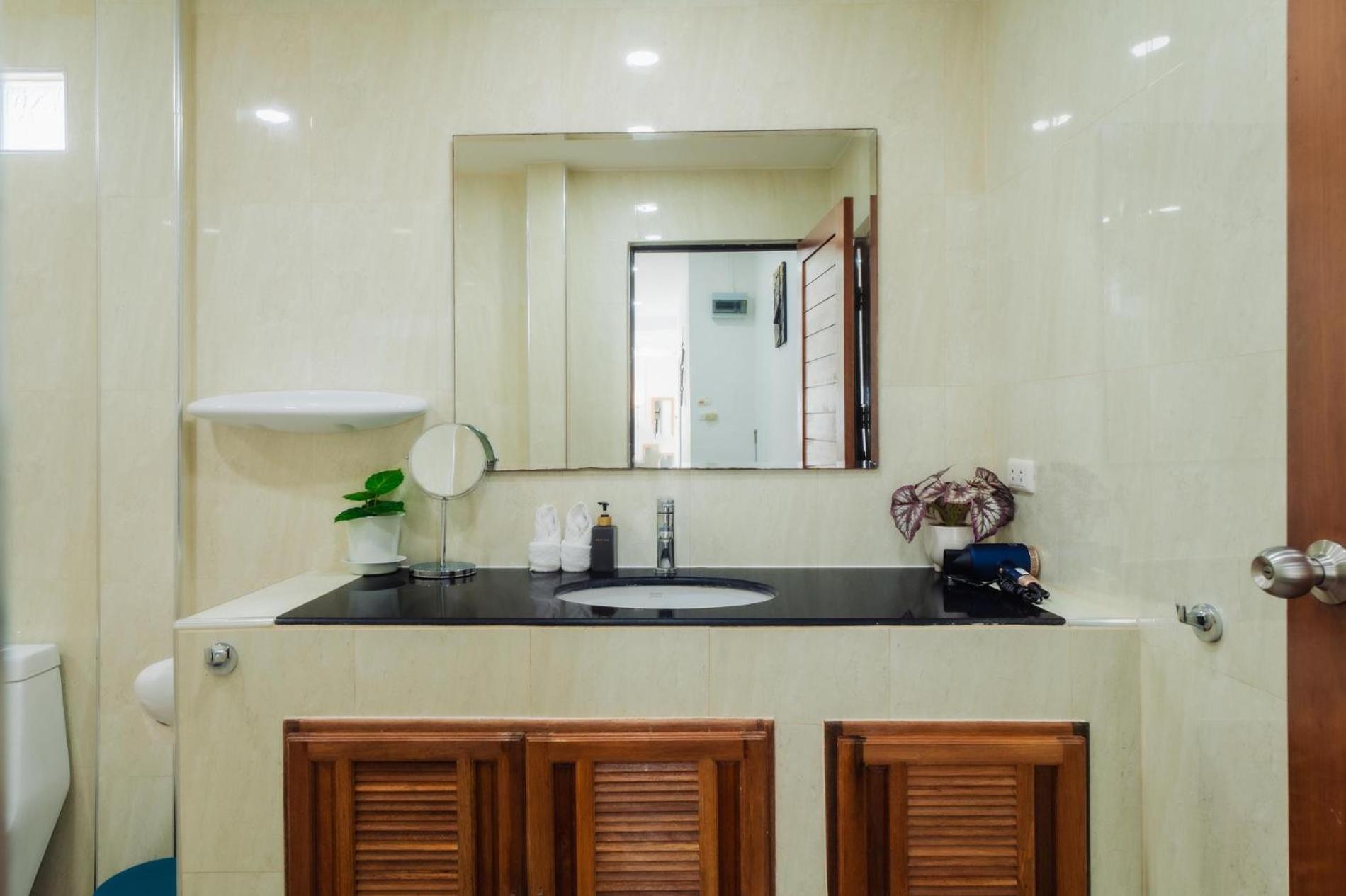 Jasmine Pool Villa In Nai Harn Rawai Kültér fotó
