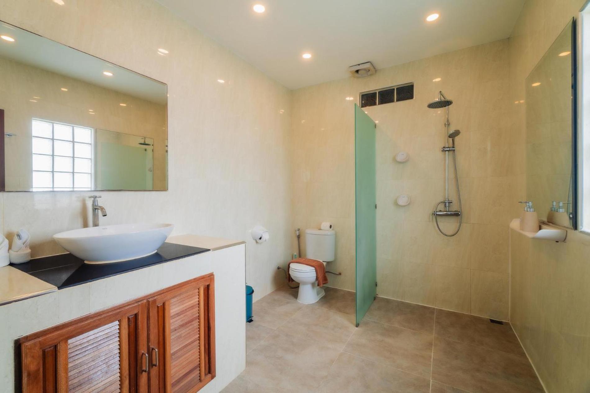 Jasmine Pool Villa In Nai Harn Rawai Kültér fotó
