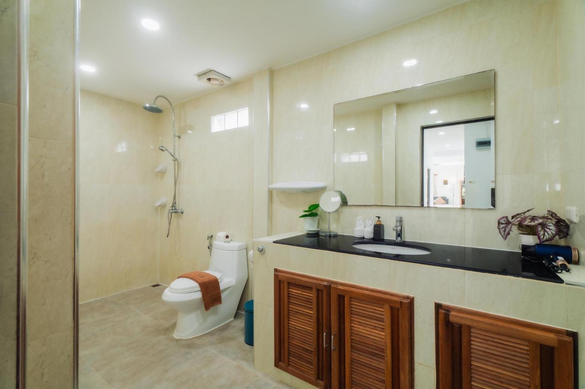 Jasmine Pool Villa In Nai Harn Rawai Kültér fotó